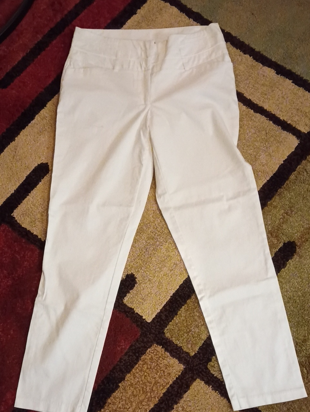 Women's Xoxo White Slim Ankle Pants Size 9/10